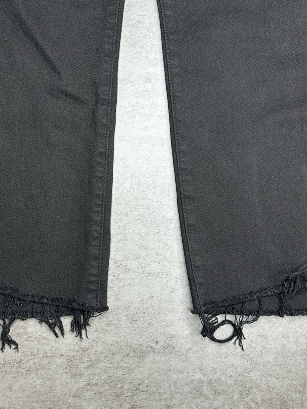 MOTHER Insider Crop Step Fray Jeans Black High Rise Raw Hem Ankle Flare Size 31 - Picture 9 of 10
